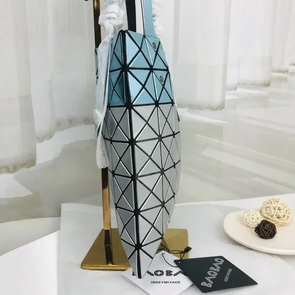 NWT Bao bao Issey Miyake Tote Bag in blue&silver - Picture 4 of 12